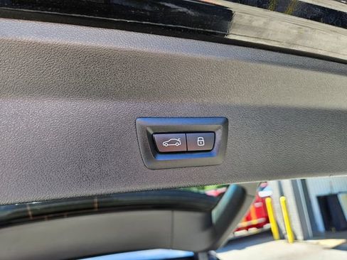 Used 2024 BMW X3 xDrive30i AWD/4WD image 16