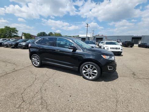 Used 2015 Ford Edge Titanium w/ Equipment Group 301A AWD/4WD image 10