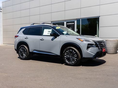 New 2026 Nissan Rogue Platinum AWD/4WD image 30
