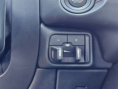 Used 2024 Dodge Durango GT image 25