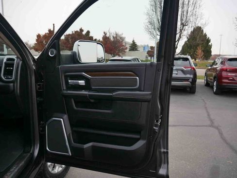 Certified 2022 RAM 2500 Laramie image 32