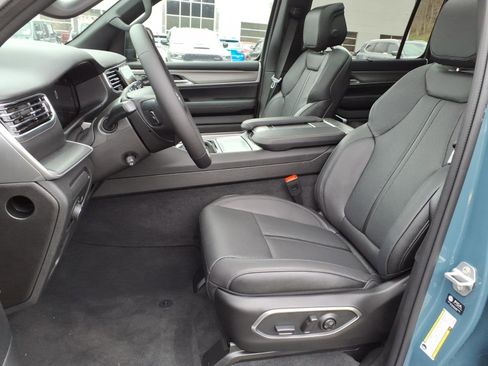 New 2026 Jeep Grand Wagoneer Limited image 7