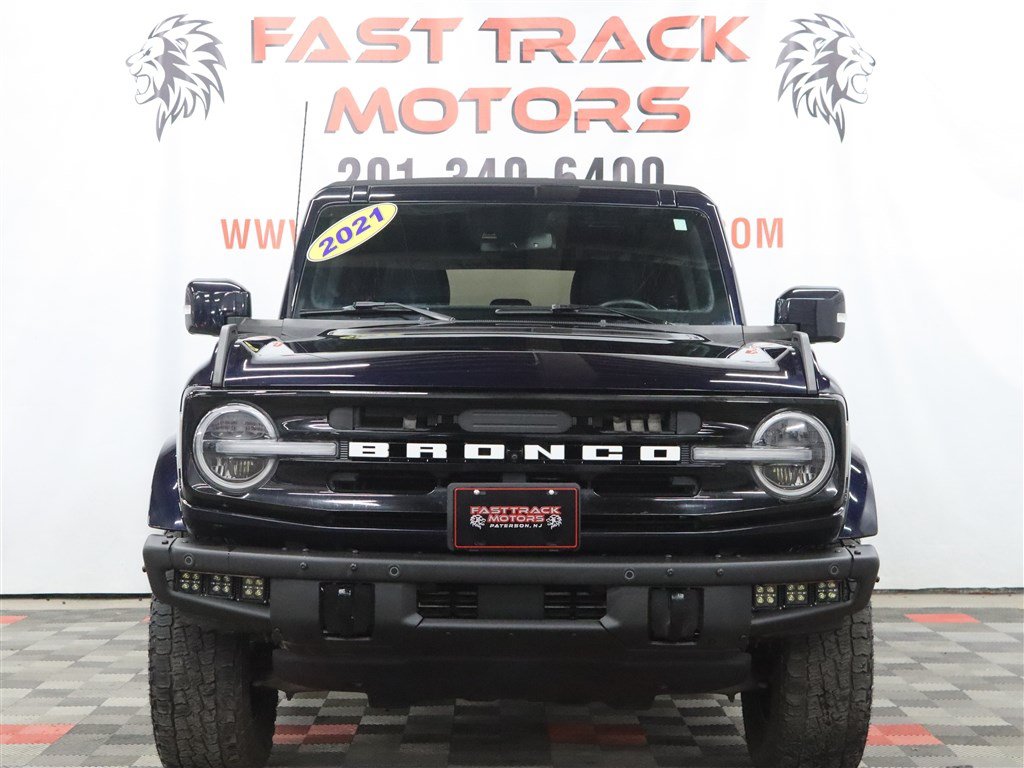 Used 2021 Ford Bronco Outer Banks AWD/4WD image 3