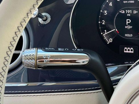 New 2026 Bentley Flying Spur Plug-In Hybrid AWD/4WD image 48