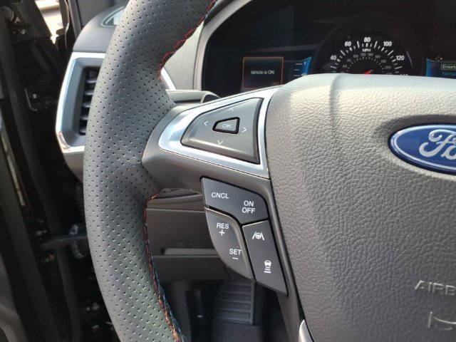 Used 2024 Ford Edge ST w/ Equipment Group 401A AWD/4WD image 26