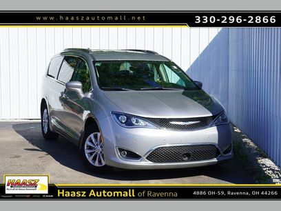 Used 2018 Chrysler Pacifica Touring-L w/ Advanced Safetytec Group