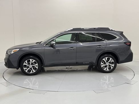 Certified 2022 Subaru Outback Touring AWD/4WD image 2