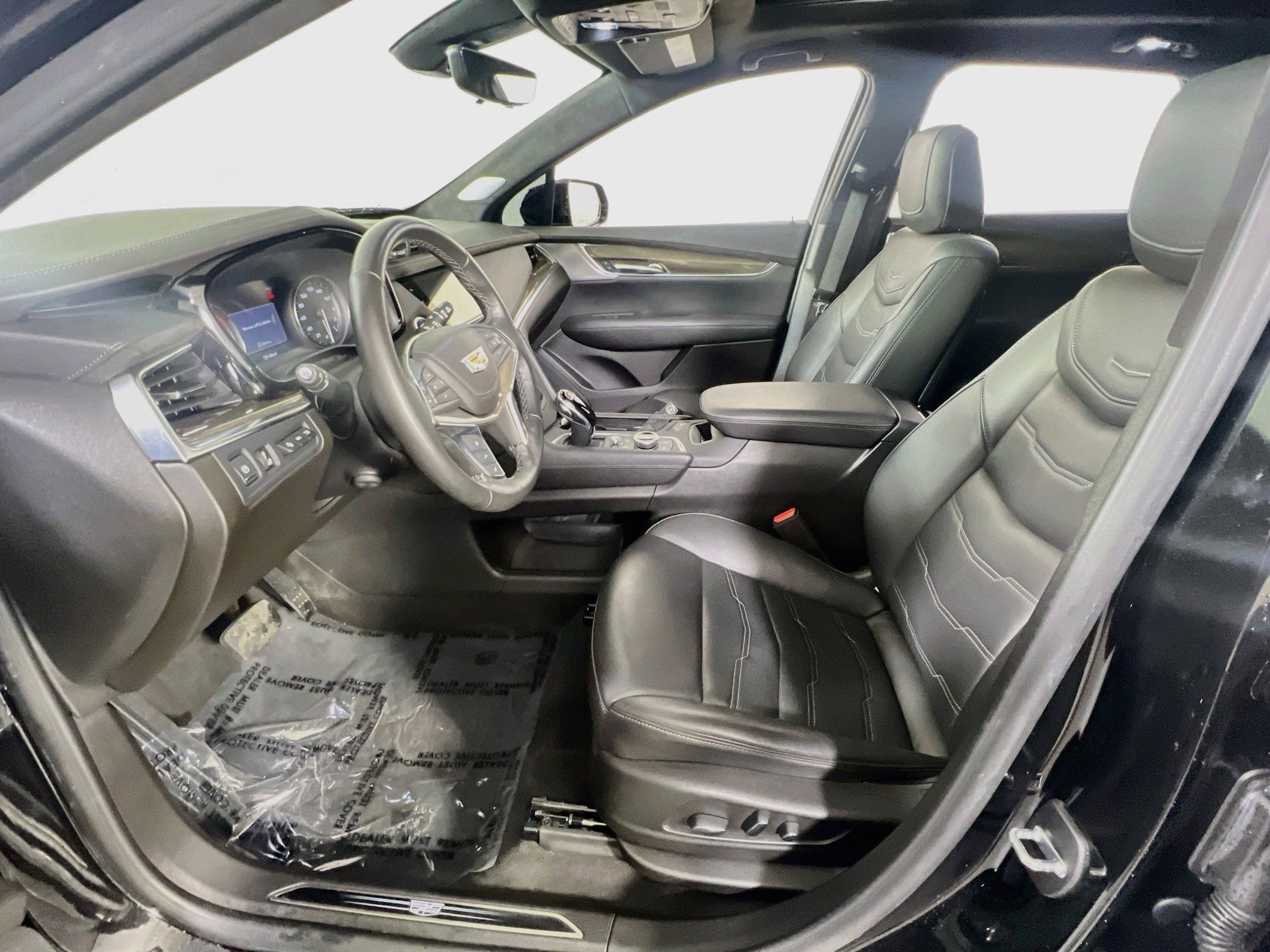 Used 2023 Cadillac XT5 Premium Luxury w/ Platinum Package AWD/4WD image 21