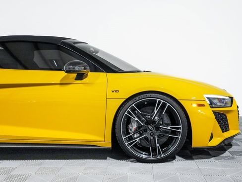 Used 2023 Audi R8 V10 performance image 3