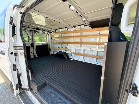 Used 2025 Ford Transit 250 Low Roof w/ Exterior Upgrade Package RWD image 32