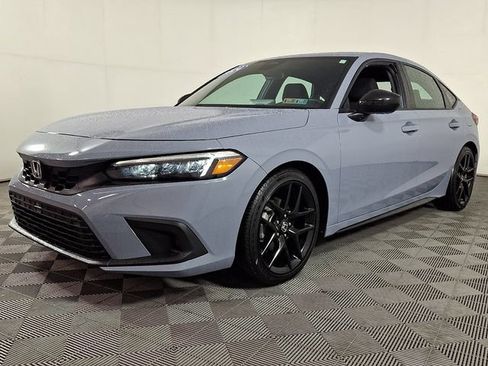 Used 2024 Honda Civic Sport image 6