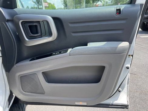 Used 2010 Honda Ridgeline RTS image 9