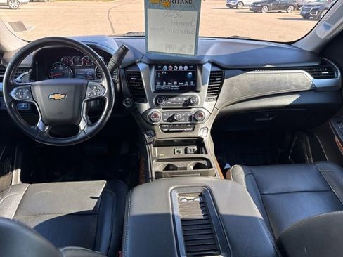 Used 2020 Chevrolet Suburban Premier image 9