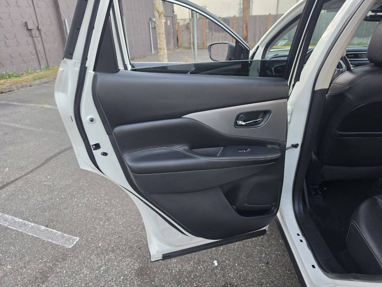 Used 2019 Nissan Murano SL AWD/4WD image 37