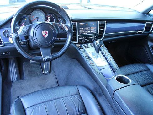 Used 2010 Porsche Panamera S image 12