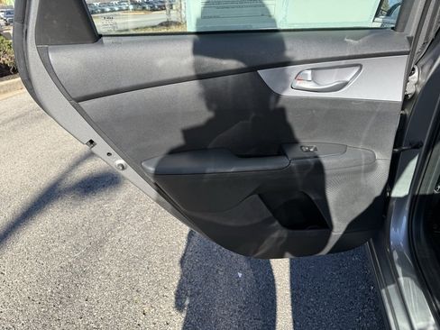 Used 2023 Kia Forte LXS image 30