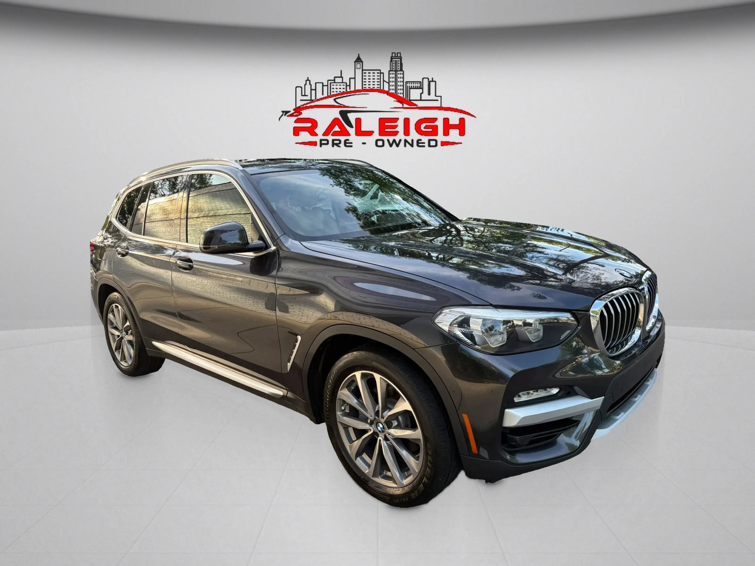 Used 2019 BMW X3 xDrive30i w/ Driving Assistance Package AWD/4WD image 3