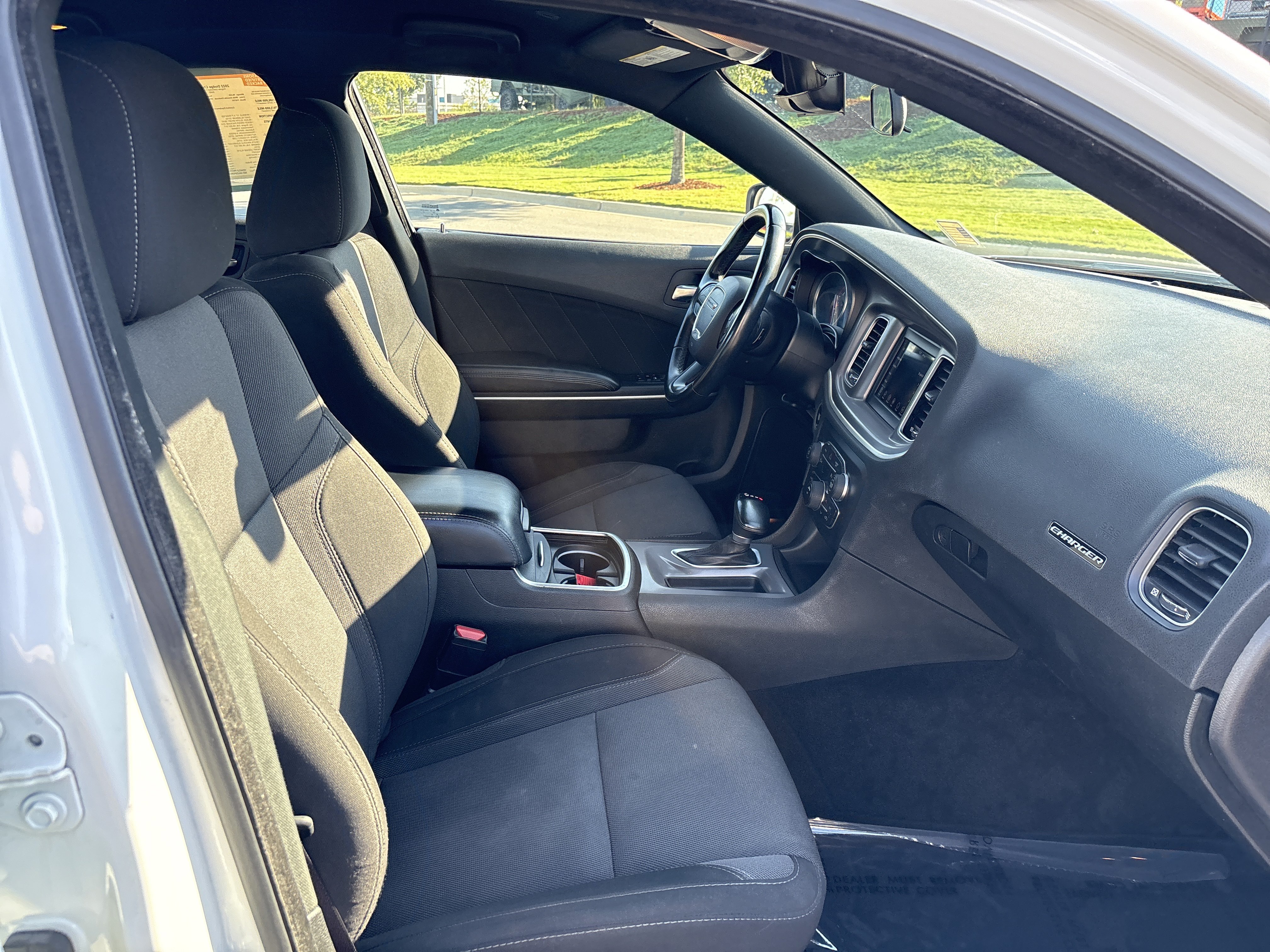 Used 2022 Dodge Charger SXT RWD image 24
