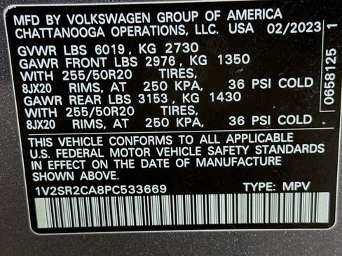 Used 2023 Volkswagen Atlas SEL R-Line image 34