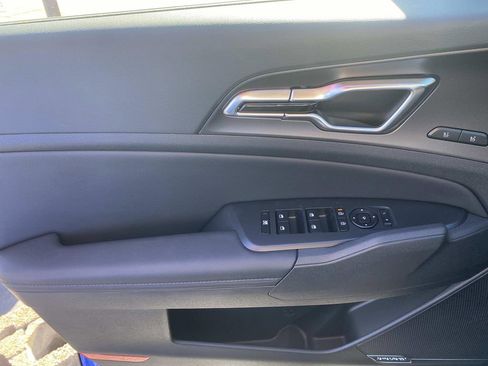 New 2026 Kia Sportage SX image 17
