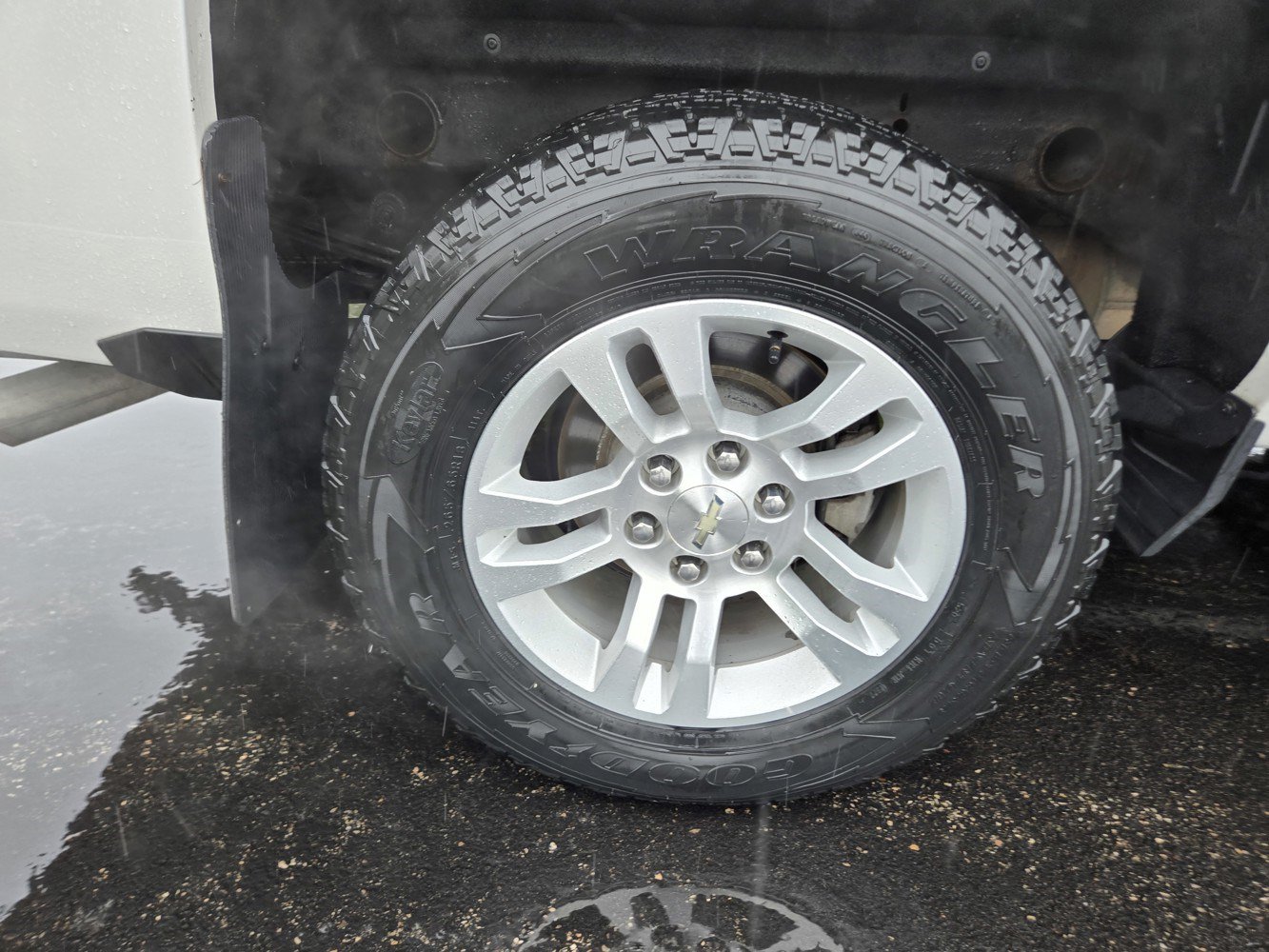 Used 2018 Chevrolet Silverado 1500 LTZ AWD/4WD image 45