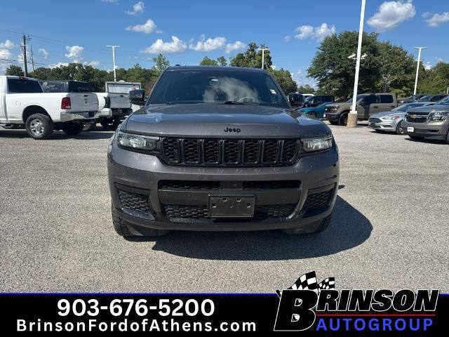 Used 2023 Jeep Grand Cherokee L Laredo AWD/4WD image 2