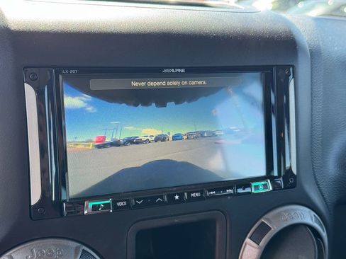 Used 2017 Jeep Wrangler Unlimited Sport w/ Connectivity Group image 29