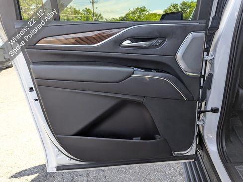 Used 2022 Cadillac Escalade ESV Sport Platinum AWD/4WD image 46