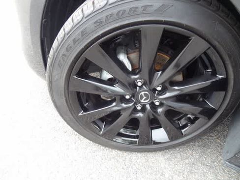 Used 2024 MAZDA MAZDA3 s FWD image 30