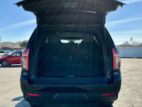 Used 2023 Chevrolet Tahoe Z71 w/ Luxury Package image 17