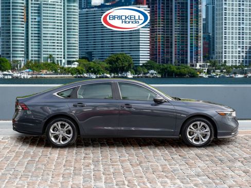 Certified 2023 Honda Accord LX image 4