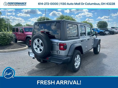 Used 2019 Jeep Wrangler Unlimited Sport S AWD/4WD image 4