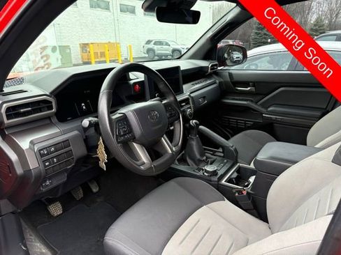 Used 2024 Toyota Tacoma TRD Off-Road image 8