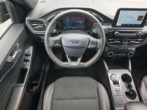 Used 2025 Ford Escape ST-Line Select AWD/4WD image 14