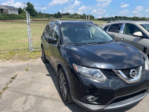 Used 2016 Nissan Rogue SL FWD image 2