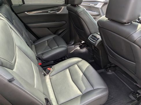 Used 2024 Cadillac XT6 Sport w/ LPO, Onyx Lite Package AWD/4WD image 33