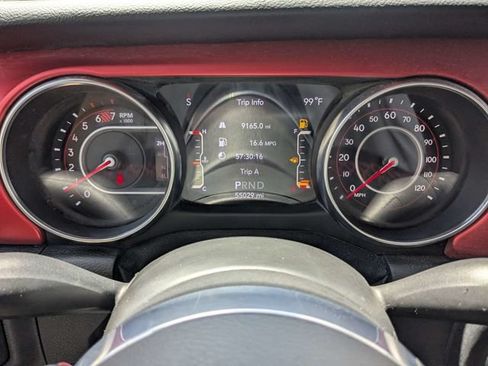 Used 2021 Jeep Wrangler Unlimited Rubicon AWD/4WD image 28