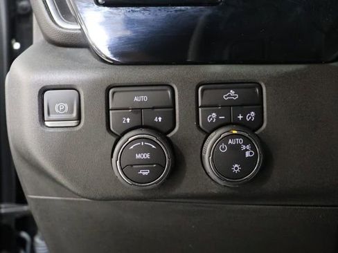 Used 2024 Chevrolet Silverado 1500 LT AWD/4WD image 21
