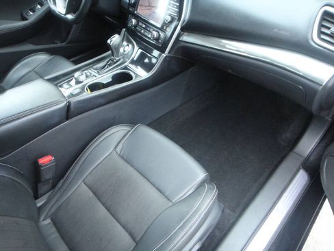 Used 2019 Nissan Maxima 3.5 SV w/ Floor Mat Group FWD image 16
