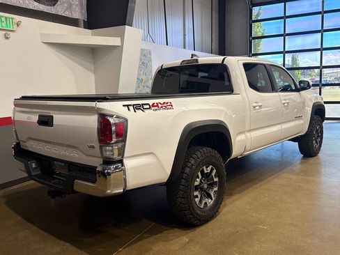 Used 2023 Toyota Tacoma TRD Off-Road AWD/4WD image 37