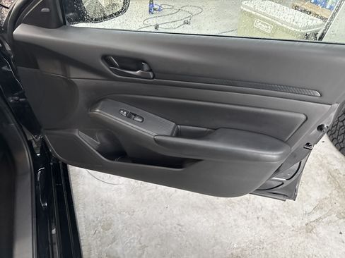 Used 2024 Nissan Altima 2.5 S FWD image 36