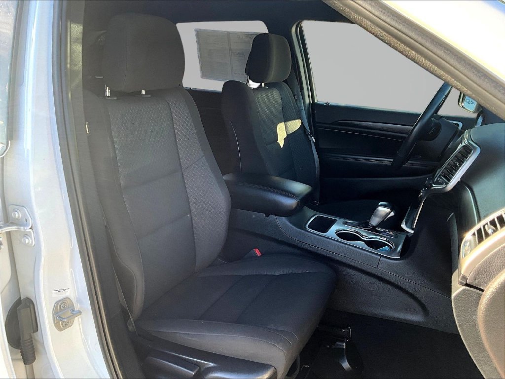 Used 2021 Jeep Grand Cherokee Laredo AWD/4WD image 30