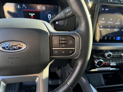 Used 2024 Ford F450 Lariat w/ Lariat Ultimate Package image 21