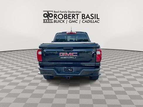 Used 2023 GMC Canyon Denali w/ Denali Black Edition AWD/4WD image 7