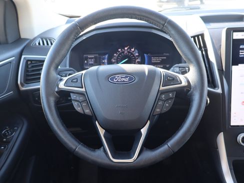 Used 2024 Ford Edge SEL w/ Convenience Package image 15