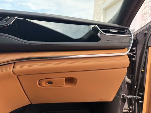 Used 2024 Jeep Grand Cherokee L Summit AWD/4WD image 20