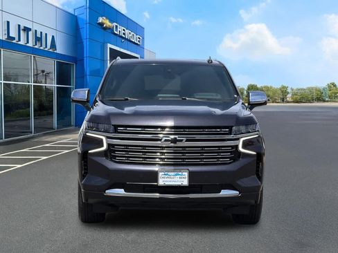 Used 2022 Chevrolet Tahoe Premier w/ Premium Package 2 AWD/4WD image 10