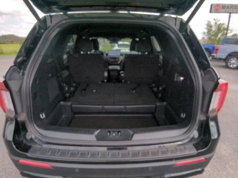 Used 2025 Ford Explorer ST-Line image 12