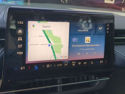 Used 2025 Lincoln Nautilus Reserve image 15