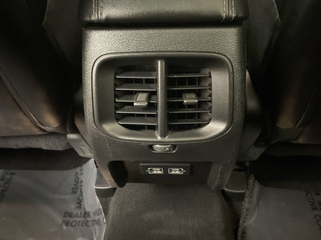 Used 2021 Jeep Cherokee Latitude Lux w/ Sun & Sound Group AWD/4WD image 16